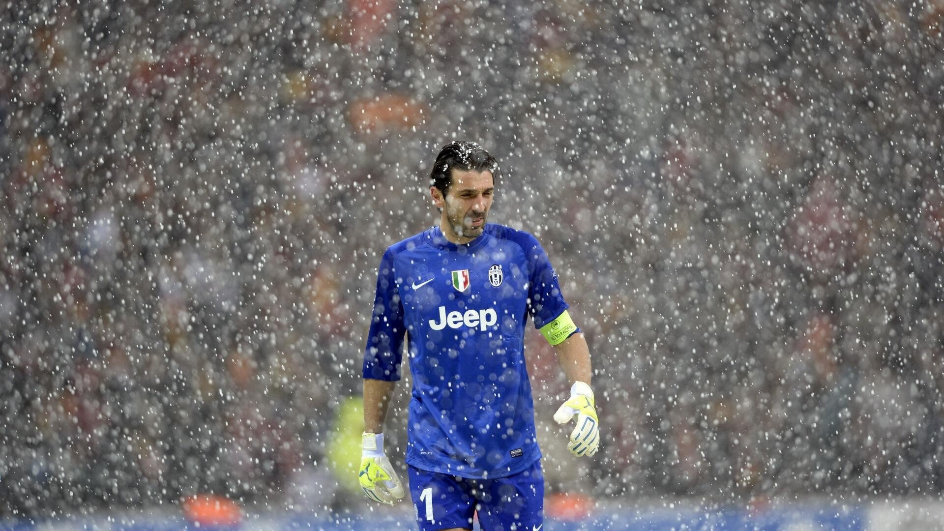 惊艳全场的单人过人：最炫技术集锦，单手过人教学视频